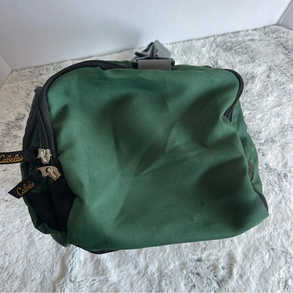 Cabela's Durable Nylon Catch-All Gear Bag Small Duffle Multi-Pocket Army Green